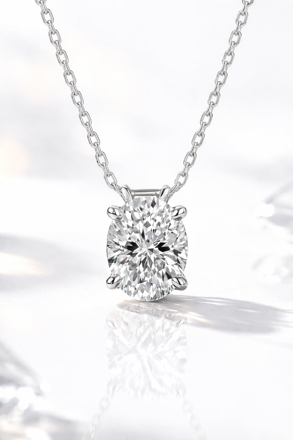 Moissssanite Necklace Oval cut