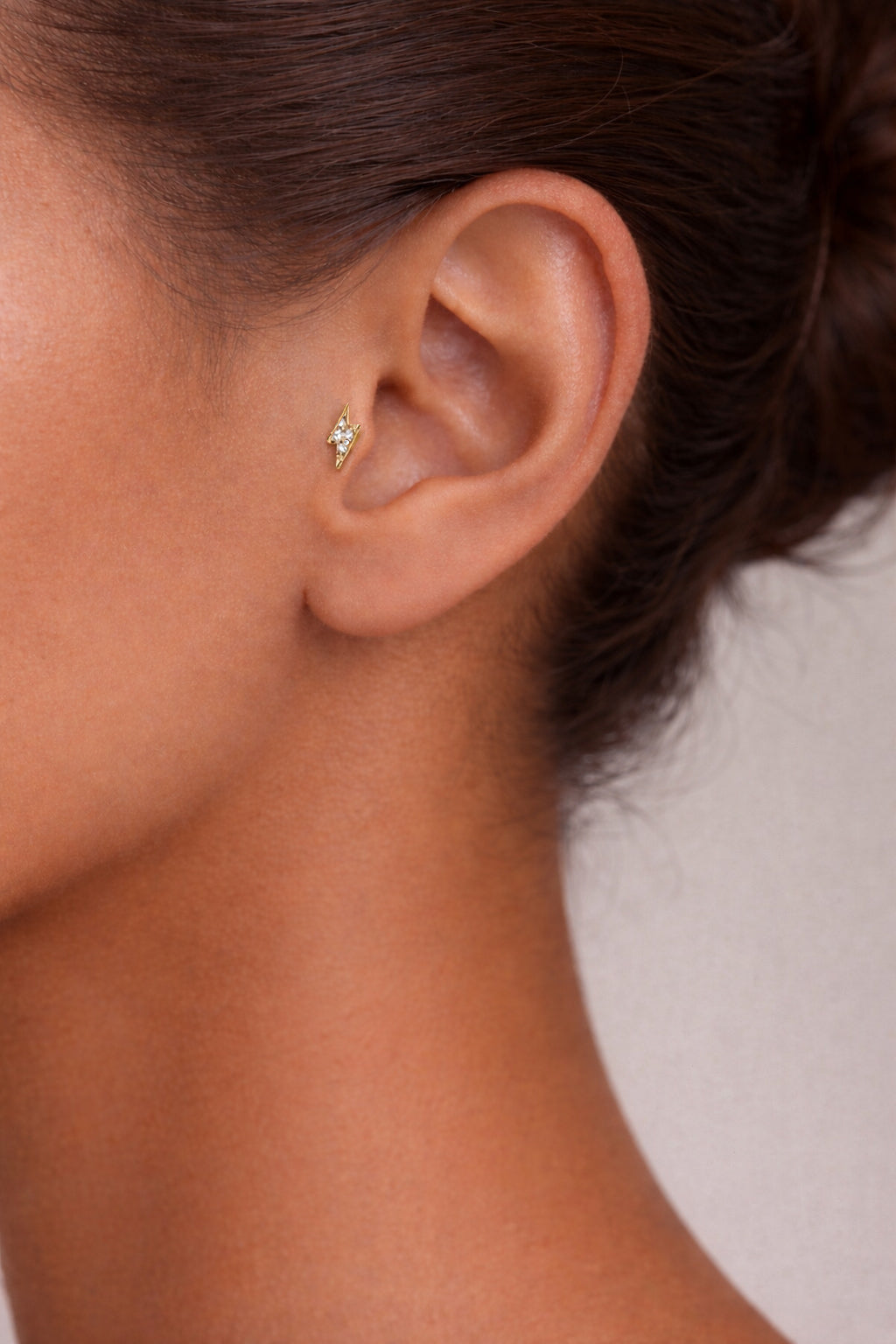 18k Gold CZ stud